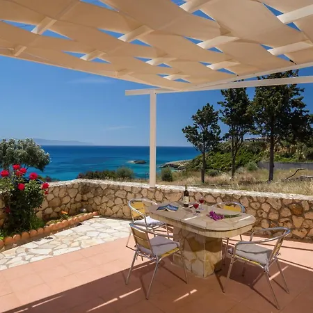 Chelmis Asta La Vista Maisonettes Country house