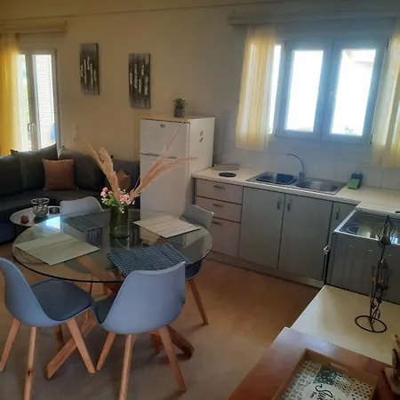 Chelmis Asta La Vista Maisonettes *