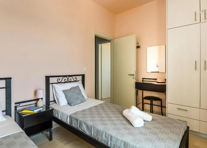 Chelmis Asta La Vista Maisonettes Pesadha